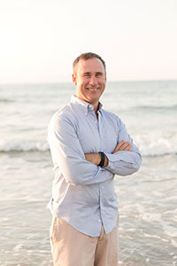 Bradley Warren 200x300